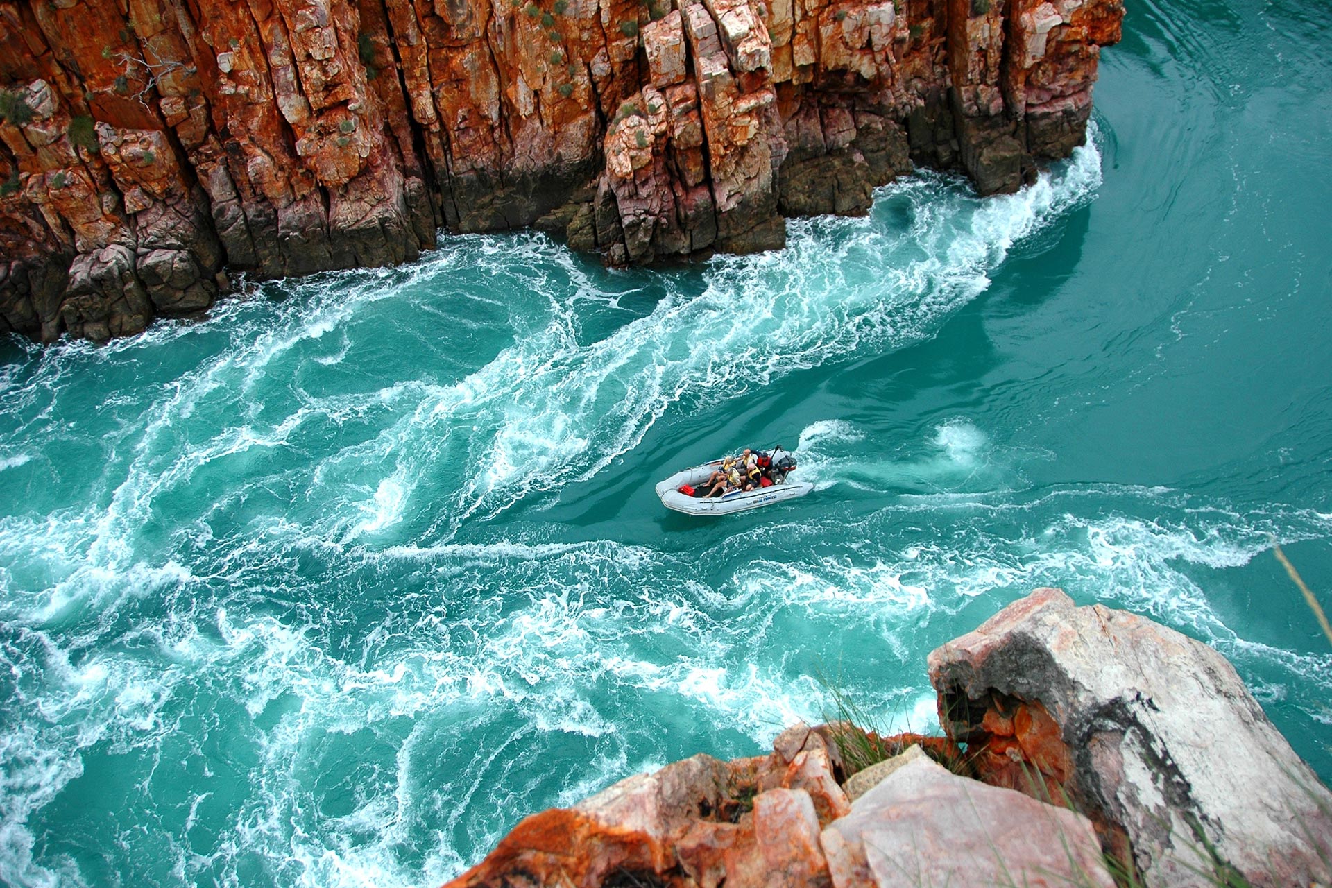 Αποτέλεσμα εικόνας για waterfalls for wet season Kimberley cruises