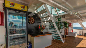 Eco Abrolhos drinks and darts