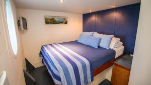 Great Escapes horizon view stateroom queen